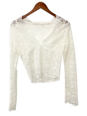 Women’s Lace Long-Sleeve V-Neck Top - White size Medium